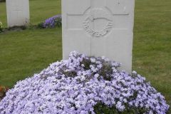 ob_299c2a_11-saint-yvon-prowse-point-cemetery