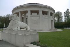 ob_32dcbd_14-ploegsteert-memorial-12-04-201